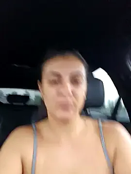 AuryPineda – webcam model profile photo Image 3