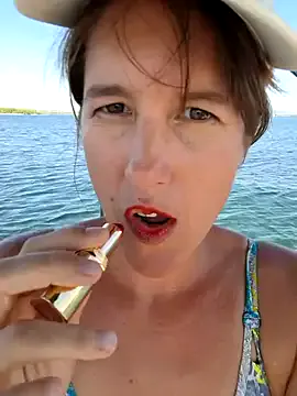 AmyBelmontt – webcam model profile photo Image 9