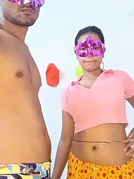 EmmaEboney – webcam model profile photo Image 2