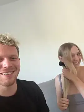 CarolineHailey – webcam model profile photo Image 14