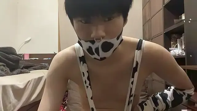 GianaBravo – webcam model profile photo Image 2