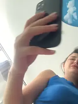 CassieGil – webcam model profile photo Image 11