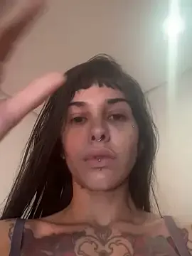 alanna_Micheles – webcam model profile photo Image 6