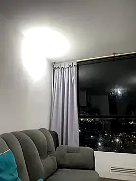 Noya – webcam model profile photo Image 12