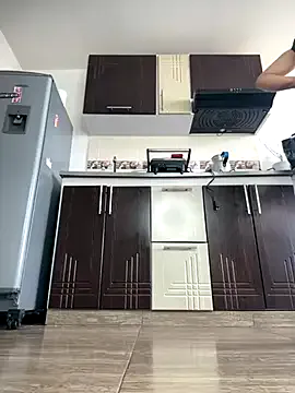 Noya – webcam model profile photo Image 6