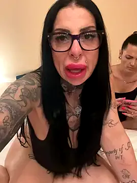 JadeMartinelli – webcam model profile photo Image 19