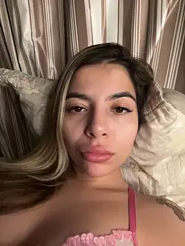 Clarckbella – webcam model profile photo Image 11