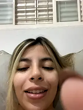 Clarckbella – webcam model profile photo Image 4