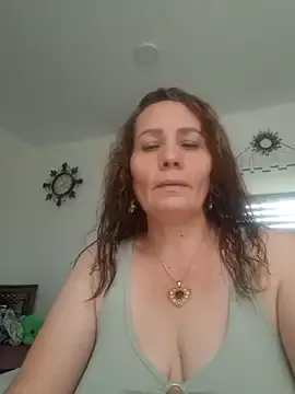 NinaFontana – webcam model profile photo Image 10