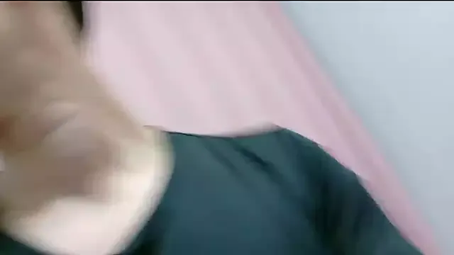 MeganAmber – webcam model profile photo Image 3