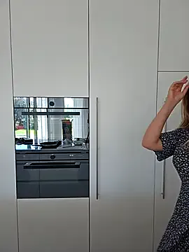 Noya – webcam model profile photo Image 5