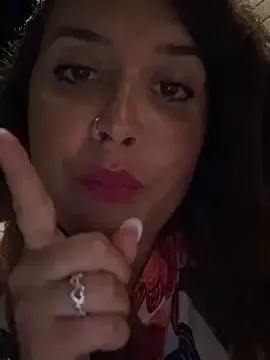 ChloeeGill – webcam model profile photo Image 8