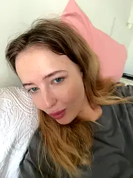 CassieGil – webcam model profile photo Image 17