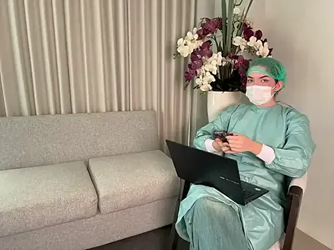 CassieGil – webcam model profile photo Image 9