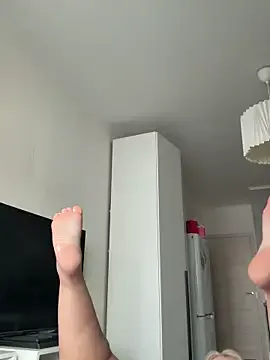 GiaMazzon – webcam model profile photo Image 14