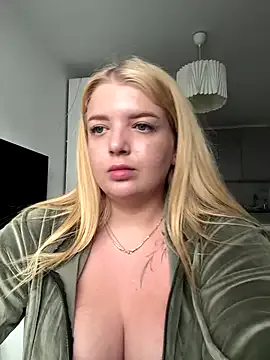 GiaMazzon – webcam model profile photo Image 18