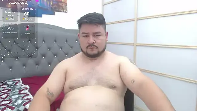 AmyBelmontt – webcam model profile photo Image 4