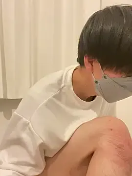 KellyBroke – webcam model profile photo Image 8