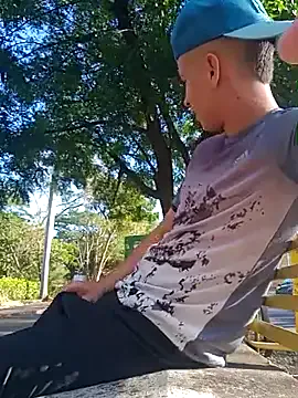 LaraOlsen – webcam model profile photo Image 14