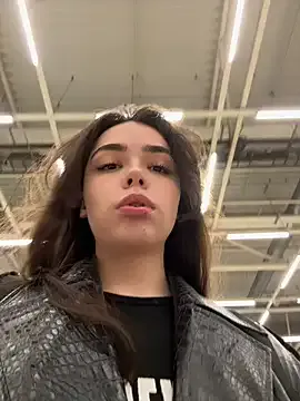 RafaellaCaruso – webcam model profile photo Image 11