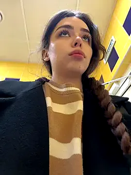 RafaellaCaruso – webcam model profile photo Image 18