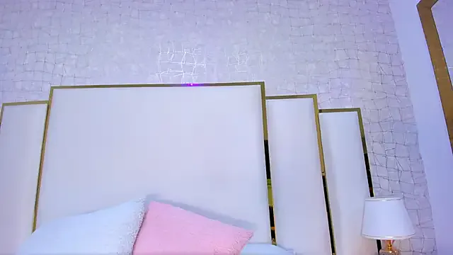 Hiiichan88 – webcam model profile photo Image 8