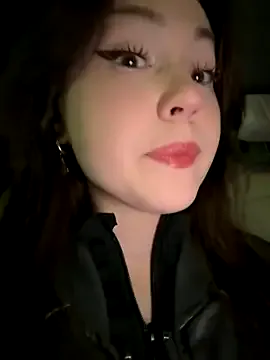 EvieLordes – webcam model profile photo Image 17