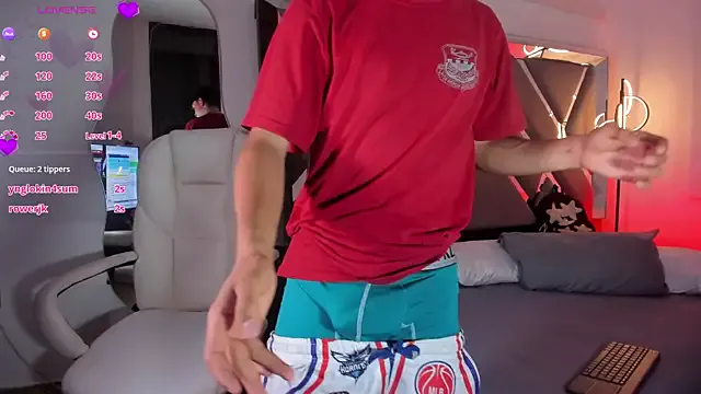 tai_fun – webcam model profile photo Image 2