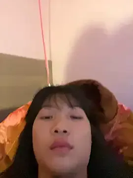 SeleneHart – webcam model profile photo Image 2