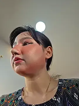 VivianWilson – webcam model profile photo Image 7