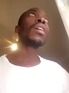 michael_twinkk – webcam model profile photo Image 15