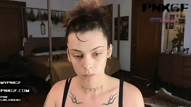 AmyBelmontt – webcam model profile photo Image 4