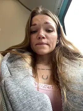 AishaLeclerc – webcam model profile photo Image 16