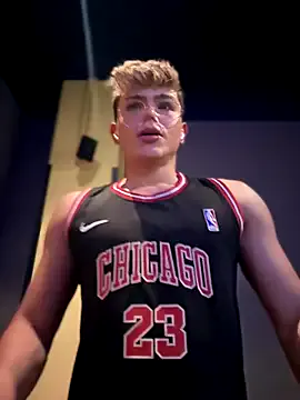 AishaNowak – webcam model profile photo Image 13