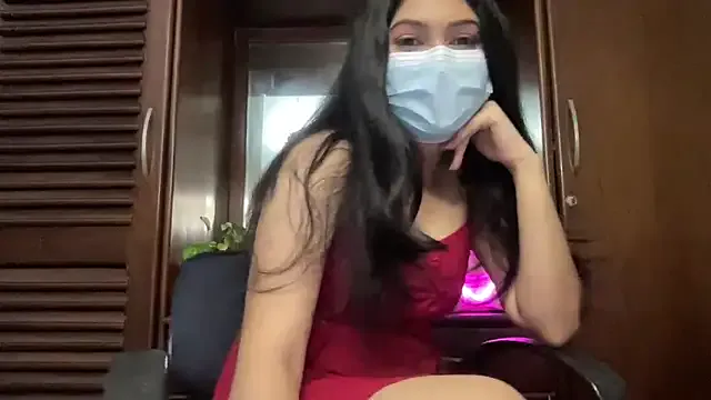 VivianWilson – webcam model profile photo Image 12