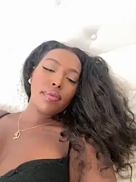 GabrielaLuviani – webcam model profile photo Image 10