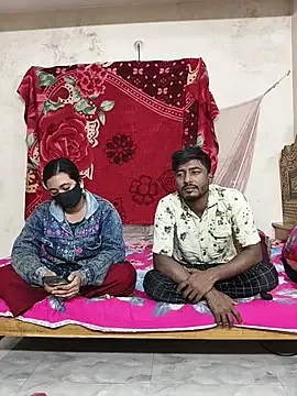 helo-kitty – webcam model profile photo Image 2