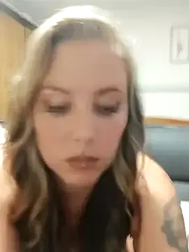 NatallieLynn – webcam model profile photo Image 6