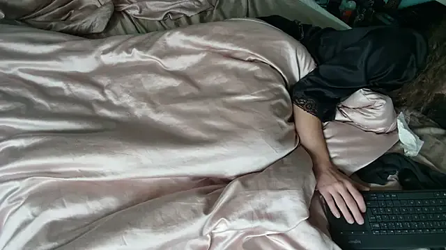 Noya – webcam model profile photo Image 17