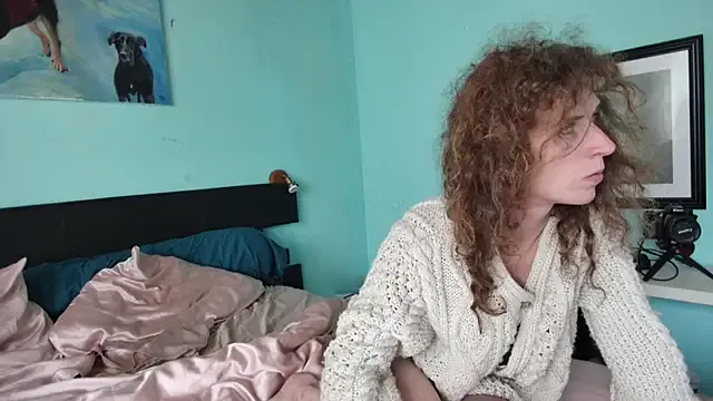 Noya – webcam model profile photo Image 2