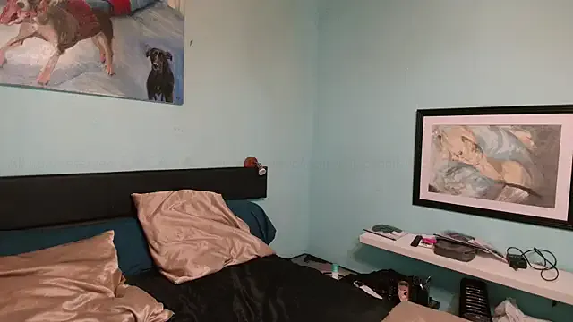 Noya – webcam model profile photo Image 7