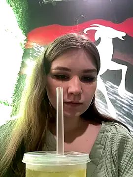 alanna_Micheles – webcam model profile photo Image 14