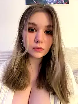 alanna_Micheles – webcam model profile photo Image 17