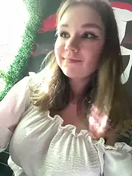 alanna_Micheles – webcam model profile photo Image 5