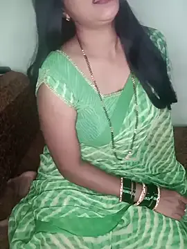 anananna1010 – webcam model profile photo Image 5