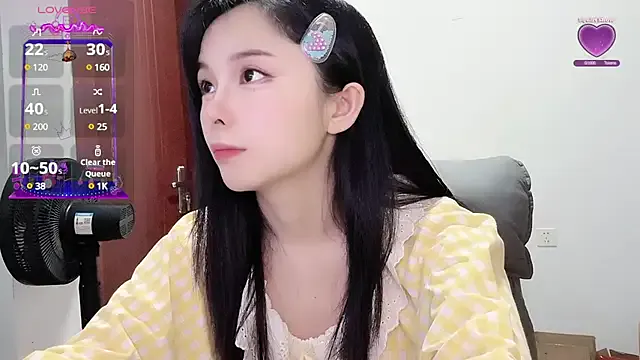 Tamil-Meenu12 – webcam model profile photo Image 8