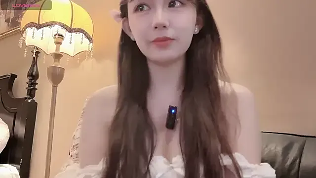 magic_rousse – webcam model profile photo Image 7