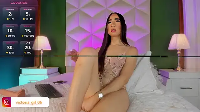 ZoeyReed – webcam model profile photo Image 10