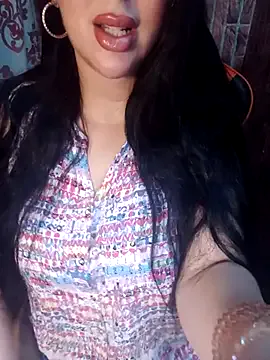 SaraDiesss – webcam model profile photo Image 3