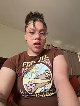 KataKovalenko – webcam model profile photo Image 15